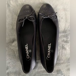 Chanel Ballerina Pumps in Navy